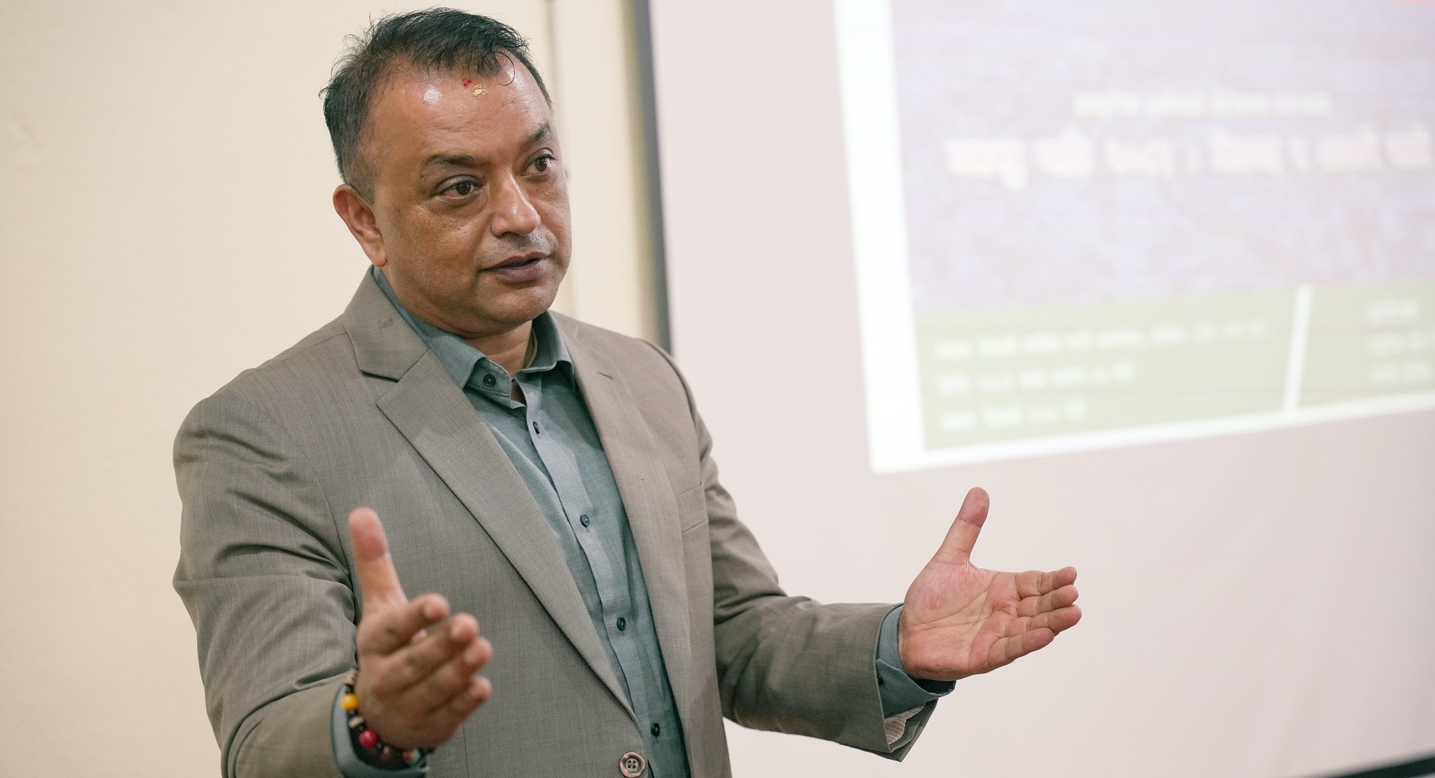 हाम्रो मुख्य जिम्मेवारी: निष्पक्ष निर्वाचन र संविधानको रक्षा