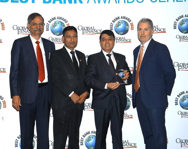 ग्लोबल आइएमई बैंक दोस्रोपटक ग्लोबल फाइनान्सको 'बेष्ट बैंक अवार्ड' बाट सम्मानित