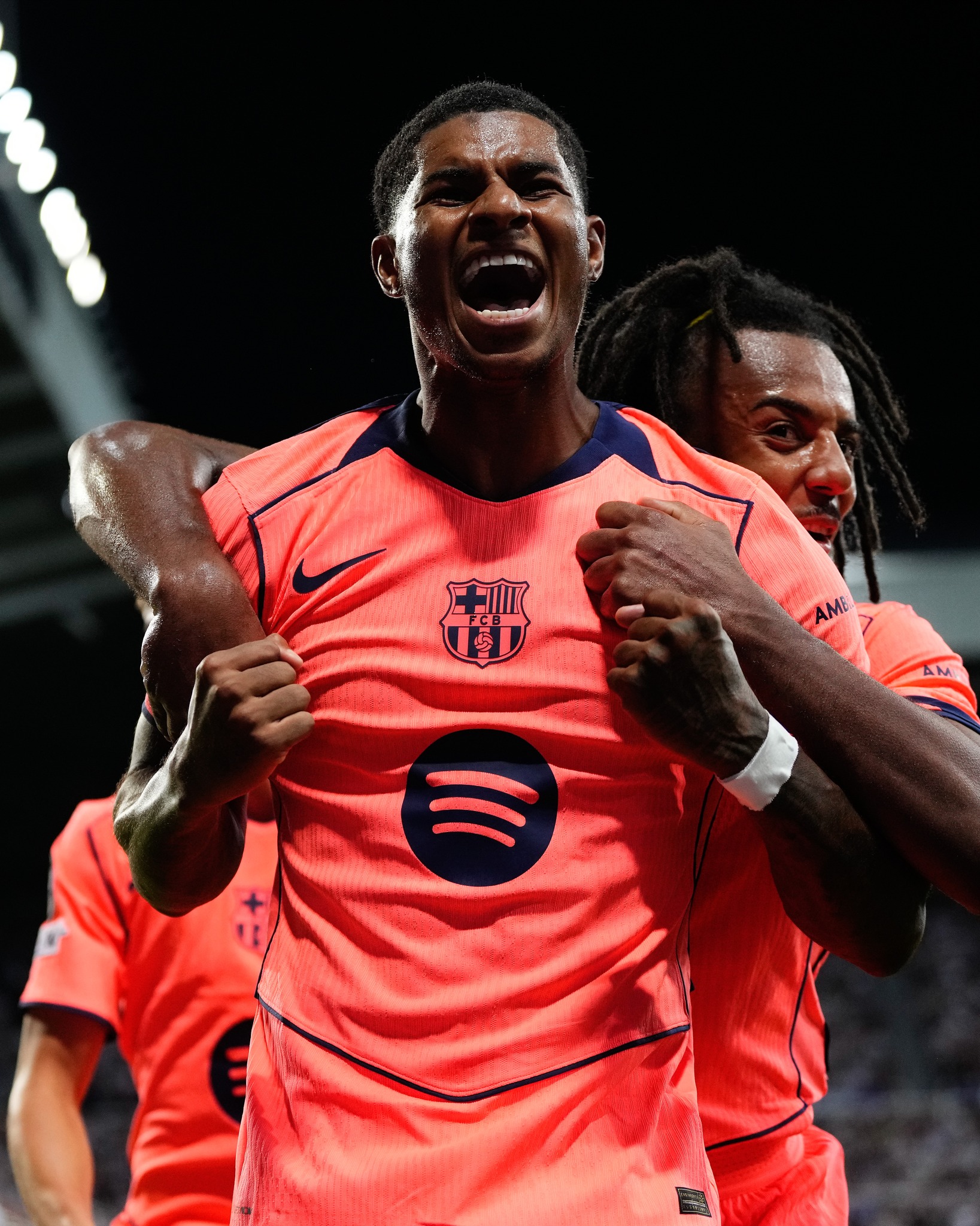 रासफोर्डले २ गोल गरेपछि च्याम्पियन्स लिगमा न्युकासलविरुद्ध बार्सिलोना विजयी